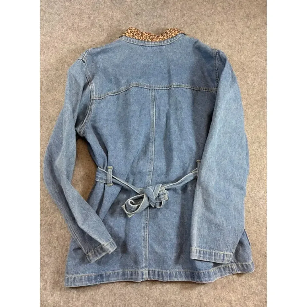 VTG Baccini Denim Jacket Womens Medium Leopard Collar Belted Chore Barn 90s Y2K - Picture 2 of 7